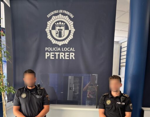 Agentes de la Policía Nacional y de la Policía Local de Petrer detienen a un hombre por agredir a su pareja quebrantando una orden de alejamiento