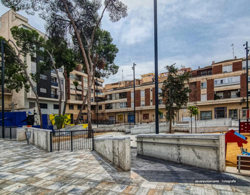 La plaza Joan Miró de Elda se abre al público mañana 8 de octubre a las 19:00h un nuevo espacio público de más de 2.500 metros cuadrados Plaza Joan Miró de Elda 2024