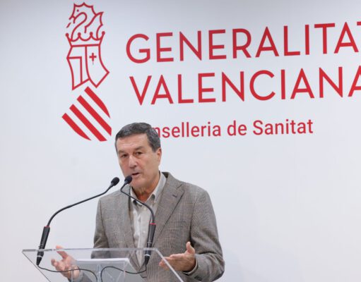 Sanidad pone en marcha la Unidad de Asistencia Psicológica a las familias de las personas que han muerto por las inundaciones El conseller de Sanidad, Marciano Gómez