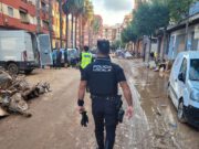 Agentes de la Policía Local de Elda participan en el operativo de seguridad en las localidades afectadas por la DANA Policía Local de Elda en Sedaví - Dana Valencia 2024