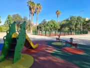 Renovada la pista deportiva urbana y la zona de juegos infantiles situadas en los Jardines del Vinalopó de Elda