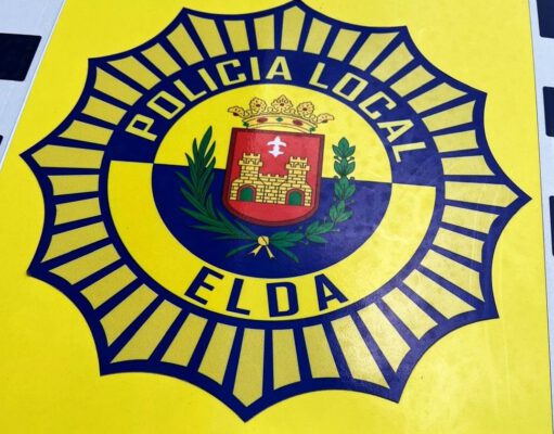 La Policía Local de Elda detiene tras una persecución por la autovía a tres individuos que habían sustraído gasoil de un camión estacionado en Monóvar. Policía Local de Elda - Alicante