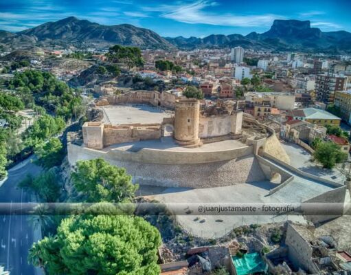 Elda impulsa una nueva fase de restauración para realzar la fachada principal del Castillo Castillo de Elda - 2025