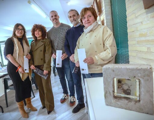 Se presenta en Elda la XLV edición del Certamen Internacional de Minicuadros de las Huestes del Cadí con premios de hasta 1.500 euros XLV edición del Certamen Internacional de Minicuadros de las Huestes del Cadí